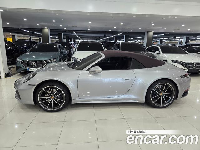 Porsche 911 (992) Carrera 4 Cabriolet 2024 — фото 22