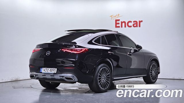Mercedes-Benz GLC-Class (X254) GLC300 4MATIC Coupe 2024 — фото 2