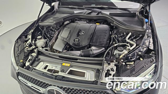 Mercedes-Benz GLC-Class (X254) GLC300 4MATIC Coupe 2024 — фото 6