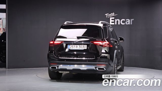 Mercedes-Benz GLE-Class (W167) GLE300d 4MATIC 2023 — фото 4