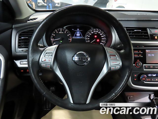 Nissan Altima 2.5 Smart L33 2017 — фото 10