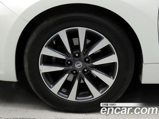 Nissan Altima 2.5 Smart L33 2017 — фото 24