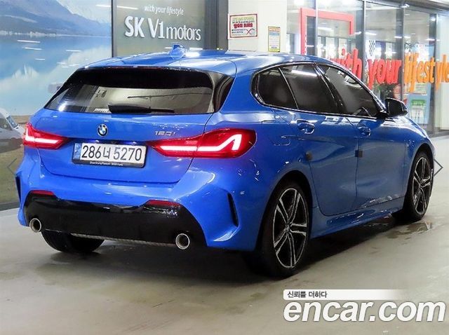 BMW 1 Series (F40) 120i M Sports 2023 — фото 4