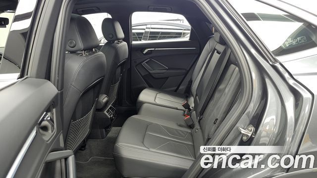 Audi Q3 (F3) 35 TDI Premium Sportback 2023 — фото 26