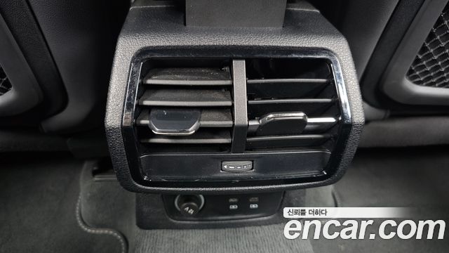 Audi Q3 (F3) 35 TDI Premium Sportback 2023 — фото 32