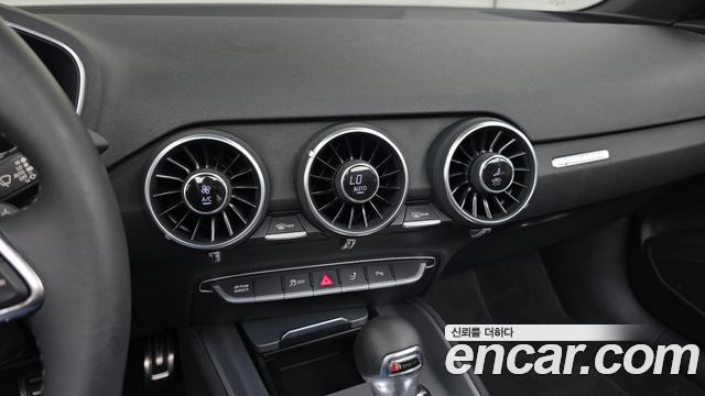 Audi TT (8S) Roadster 45 TFSI Quattro 2016 — фото 14