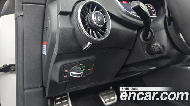 Audi TT (8S) Roadster 45 TFSI Quattro 2016 — фото 16