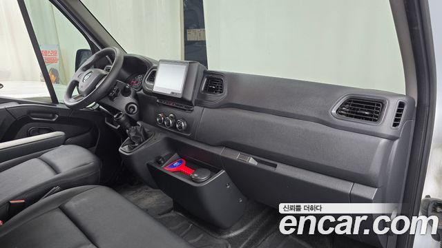 Renault Korea Master 2.3 Van L 2024 — фото 7
