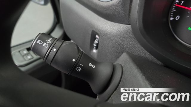 Renault Korea Master 2.3 Van L 2024 — фото 38