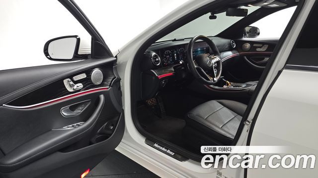 Mercedes-Benz E-Class (W213) E250 AMG Line 2023 — фото 10