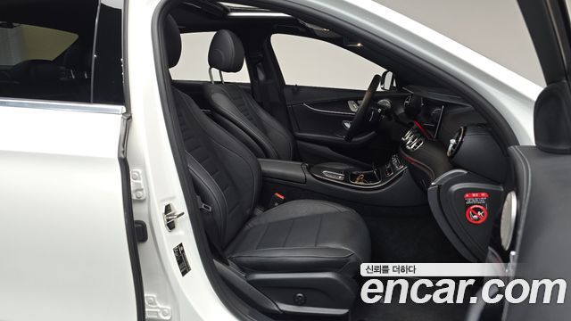 Mercedes-Benz E-Class (W213) E250 AMG Line 2023 — фото 11