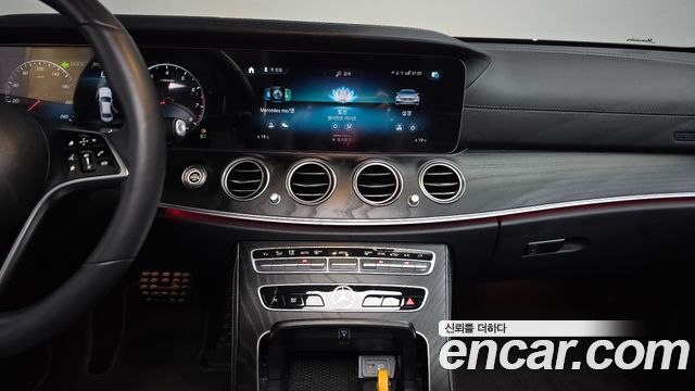 Mercedes-Benz E-Class (W213) E250 AMG Line 2023 — фото 14