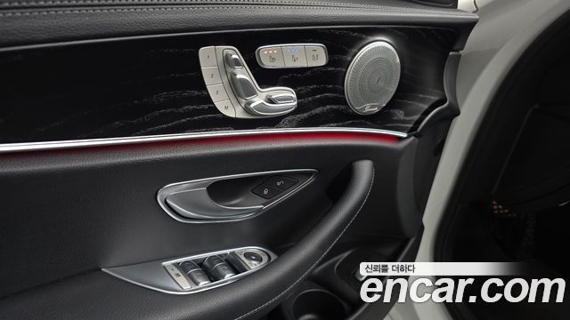 Mercedes-Benz E-Class (W213) E250 AMG Line 2023 — фото 27