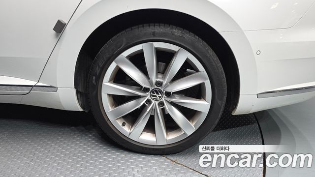 Volkswagen Arteon 2.0 TDI Prestige 2022 — фото 27