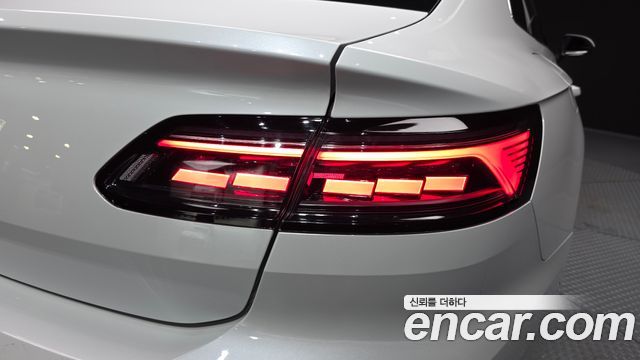Volkswagen Arteon 2.0 TDI Prestige 2022 — фото 29