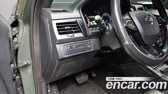 KG Mobility (SsangYong) Rexton Sports Khan Diesel 2.2 4WD Prestige 2021 — фото 13