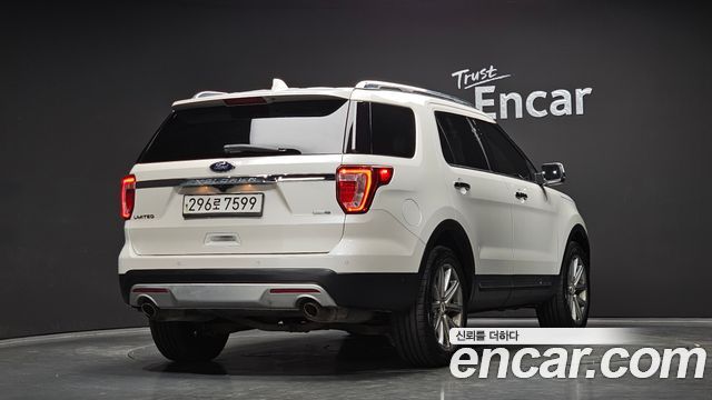 Ford Explorer 2.3 Limited 4WD 5th 2016 — фото 2