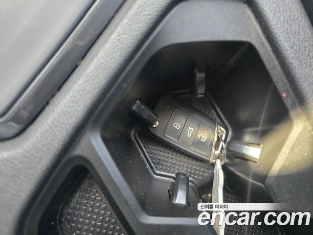 Volkswagen Tiguan (II) 2.0 TDI Premium 2018 — фото 21