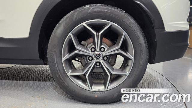 KG Mobility (SsangYong) Beautiful Korando Gasoline 1.5 2WD C5 Prime 2020 — фото 21