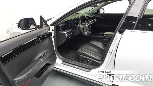 Hyundai Grandeur (GN7) 3.5 LPG 2WD (Taxi) Deluxe 2024 — фото 10