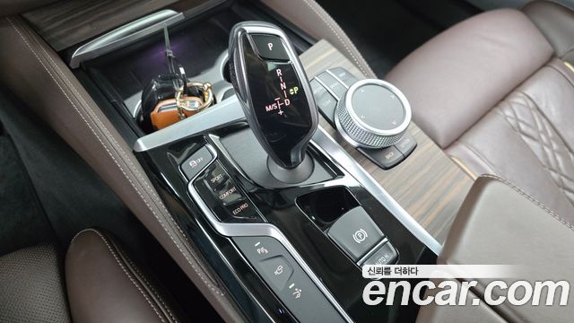 BMW 6 Series GT (G32) 630i xDrive Luxury 2020 — фото 9