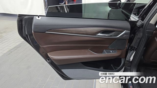 BMW 6 Series GT (G32) 630i xDrive Luxury 2020 — фото 25