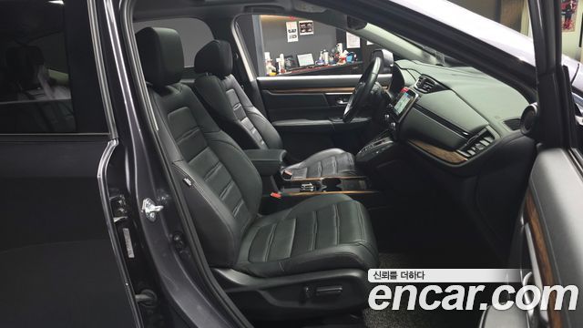 Honda CR-V (V) 2.0 Hybrid Touring 4WD 2022 — фото 15
