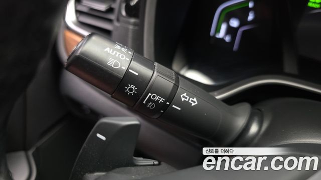 Honda CR-V (V) 2.0 Hybrid Touring 4WD 2022 — фото 33