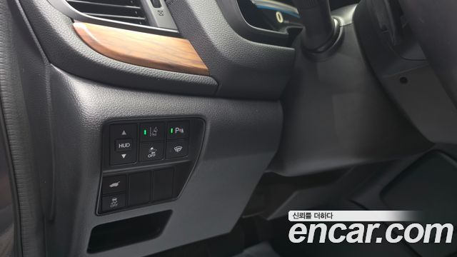 Honda CR-V (V) 2.0 Hybrid Touring 4WD 2022 — фото 36