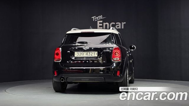 MINI Cooper D Countryman Standard 2nd 2018 — фото 4