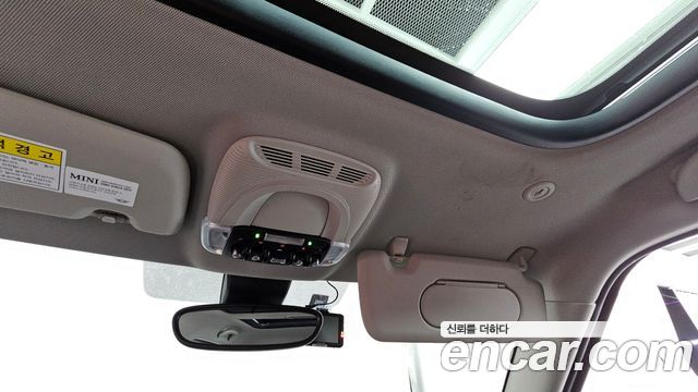 MINI Cooper D Countryman Standard 2nd 2018 — фото 18