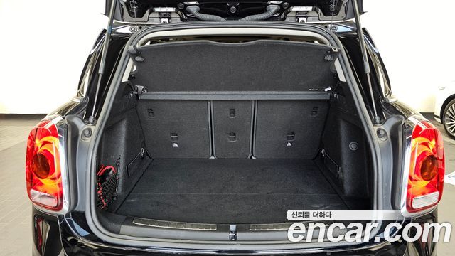 MINI Cooper D Countryman Standard 2nd 2018 — фото 20