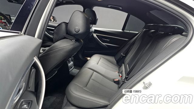 BMW 3 Series (F30) 320i M Sport Shadow 2018 — фото 11