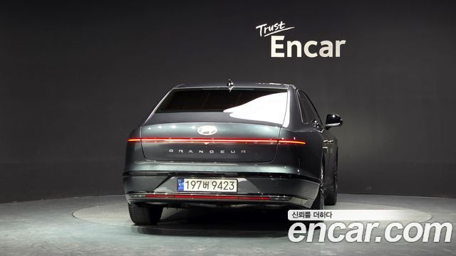 Hyundai Grandeur (GN7) 3.5 Gasoline 2WD Calligraphy 2023 — фото 4