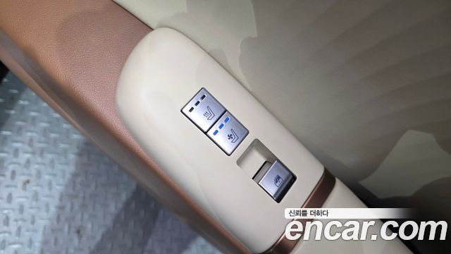 Hyundai Grandeur (GN7) 3.5 Gasoline 2WD Calligraphy 2023 — фото 19
