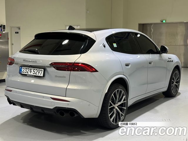 Maserati Grecale 2.0 AWD Modena 2024 — фото 2