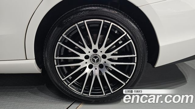Mercedes-Benz C-Class (W206) C200 4MATIC Avantgarde 2022 — фото 21