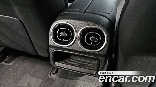 Mercedes-Benz C-Class (W206) C200 4MATIC Avantgarde 2022 — фото 30