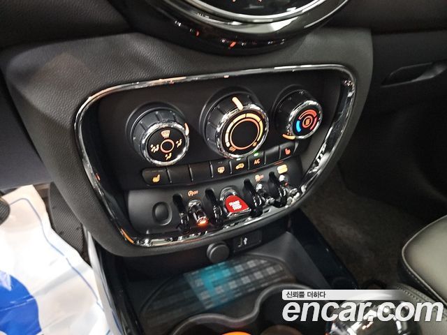 MINI Cooper Clubman Classic 2nd 2022 — фото 19