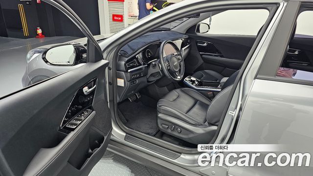 Kia Niro EV Noblesse 2022 — фото 10