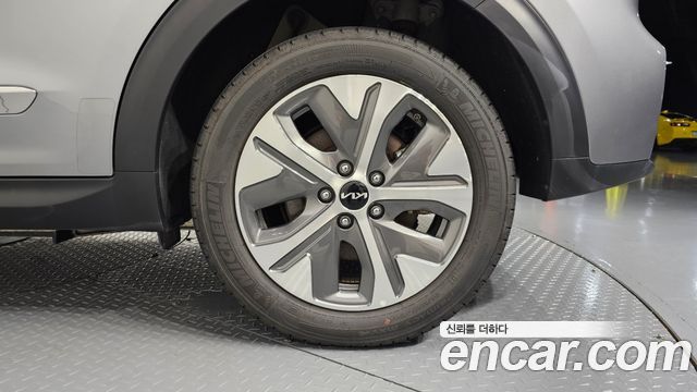 Kia Niro EV Noblesse 2022 — фото 27