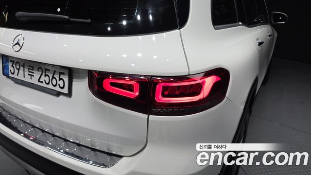 Mercedes-Benz GLB-Class (X247) GLB200 d 2021 — фото 23