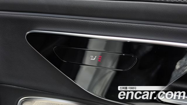 Mercedes-Benz E-Class (W214) E300 4MATIC AMG Line 2024 — фото 33