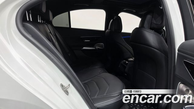 Mercedes-Benz E-Class (W214) E300 4MATIC AMG Line 2024 — фото 34