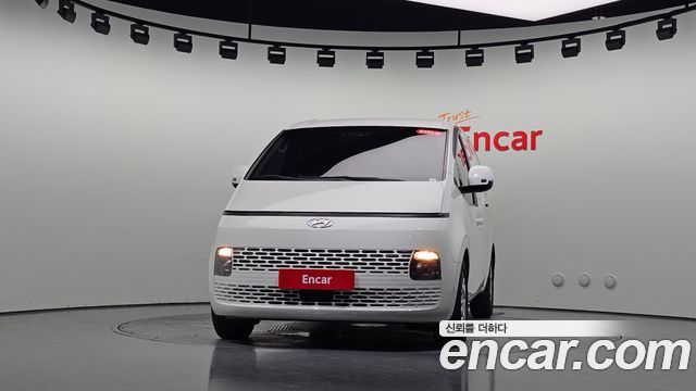 Hyundai Staria Cargo 3-Seater Modern 2022 — фото 3