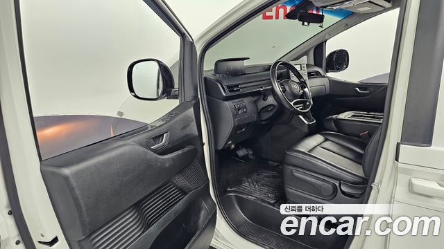 Hyundai Staria Cargo 3-Seater Modern 2022 — фото 10