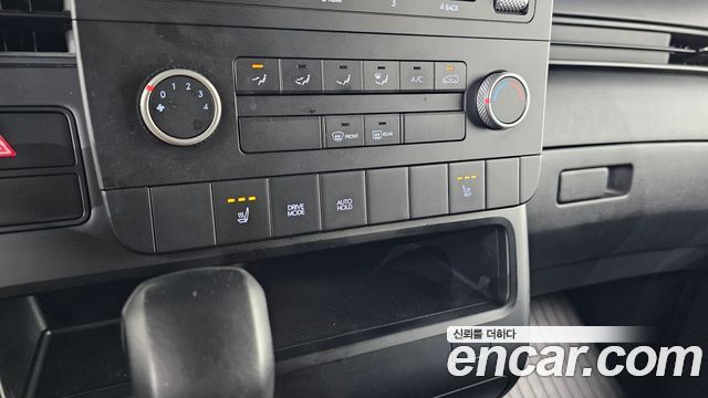 Hyundai Staria Cargo 3-Seater Modern 2022 — фото 12