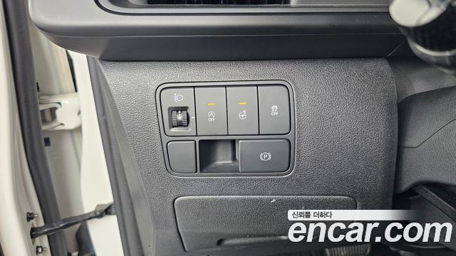 Hyundai Staria Cargo 3-Seater Modern 2022 — фото 19