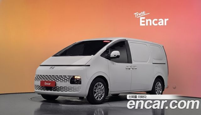 Hyundai Staria Cargo 3-Seater Modern 2022 — фото 1