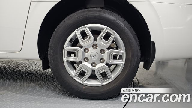 Hyundai Staria Cargo 3-Seater Modern 2022 — фото 21